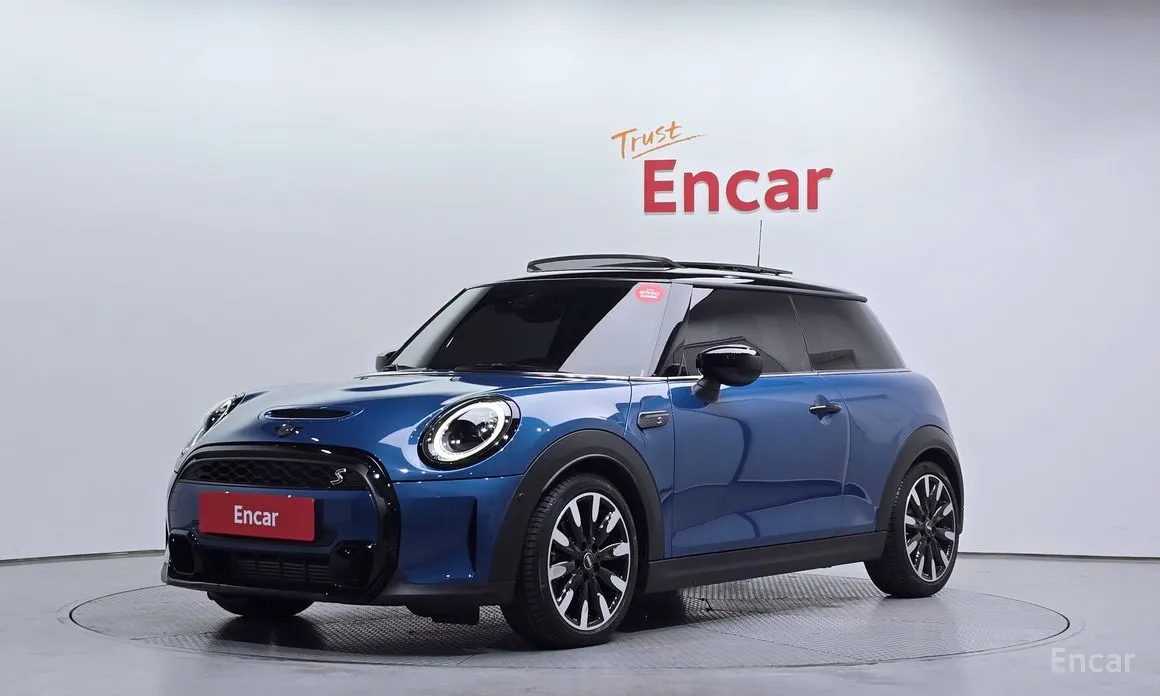 Фото 1 - Mini Cooper