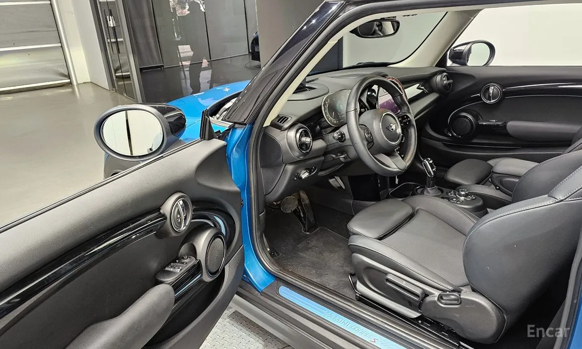 Фото 10 - Mini Cooper