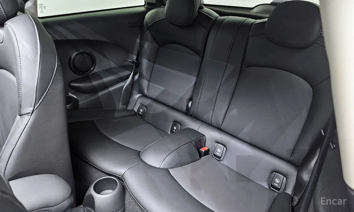 Фото 12 - Mini Cooper