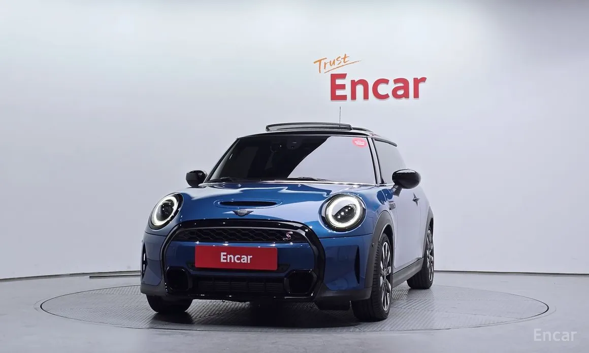 Фото 3 - Mini Cooper