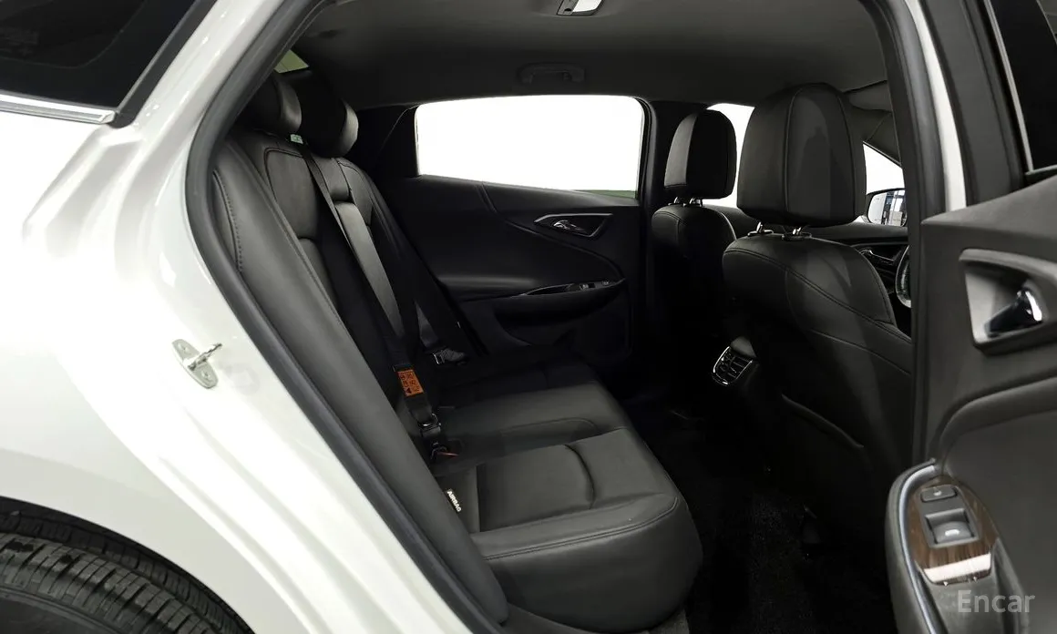 Фото 12 - Chevrolet Malibu