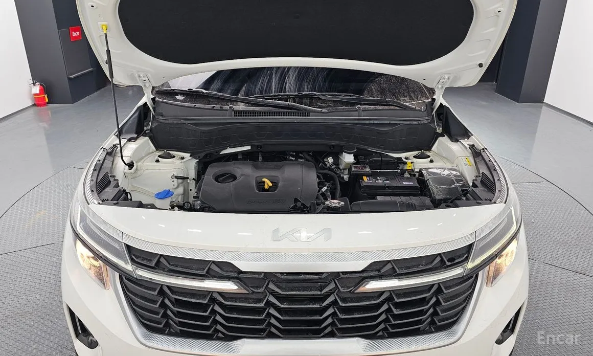 Фото 6 - Kia Seltos