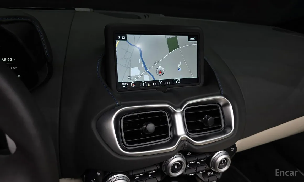 Фото 13 - Aston Martin Vantage