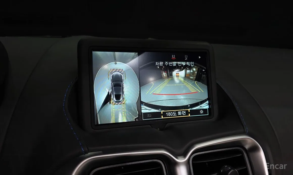 Фото 14 - Aston Martin Vantage