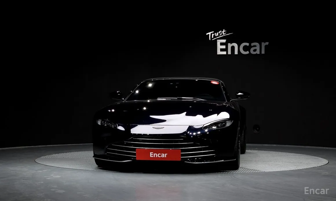 Фото 3 - Aston Martin Vantage