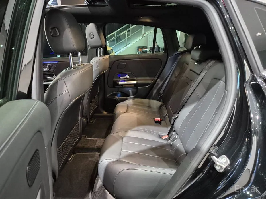 Фото 11 - Mercedes-Benz EQA