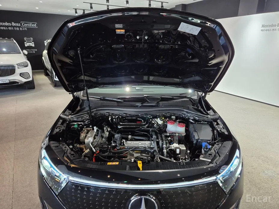 Фото 6 - Mercedes-Benz EQA