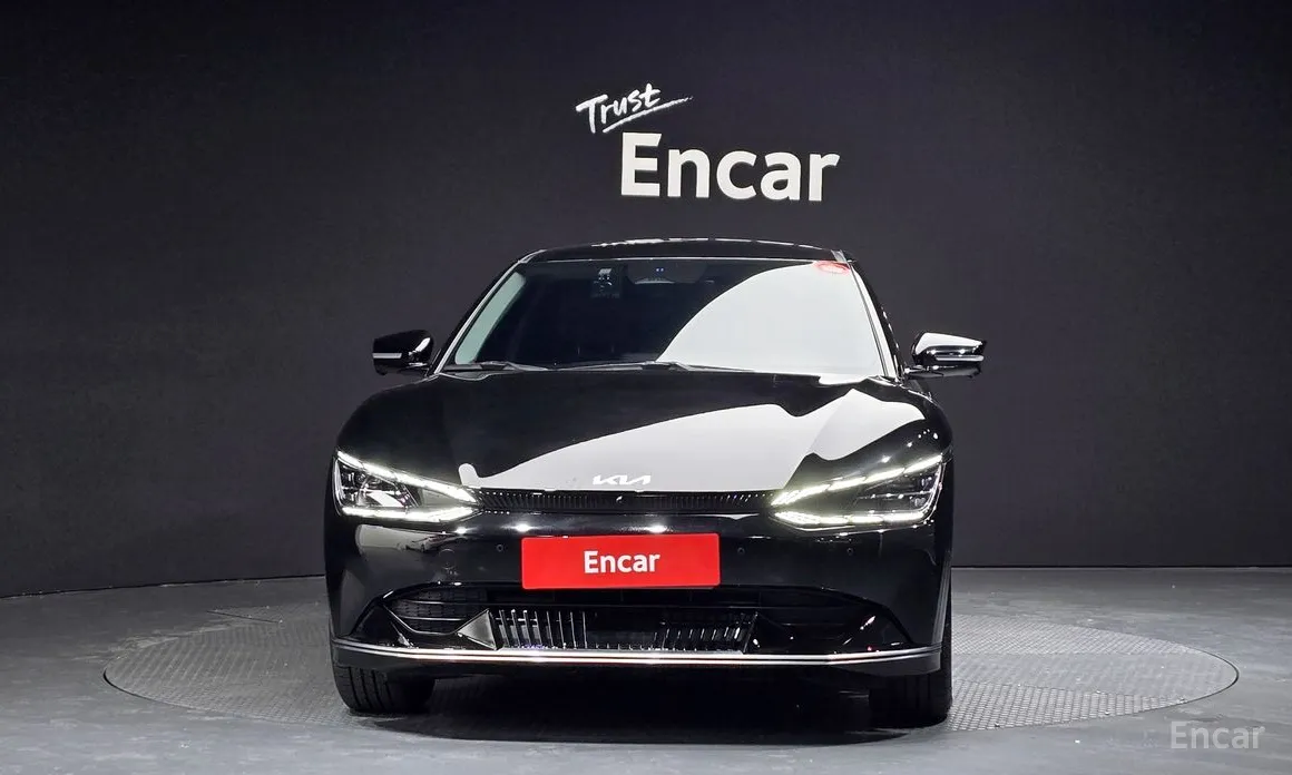 Фото 3 - Kia EV6