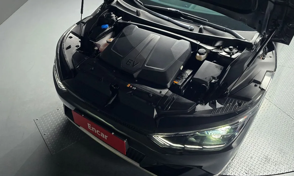 Фото 6 - Kia EV6