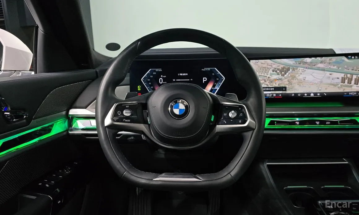 Фото 13 - BMW 7 Series