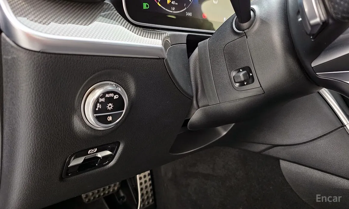 Фото 17 - Mercedes-Benz C-Class