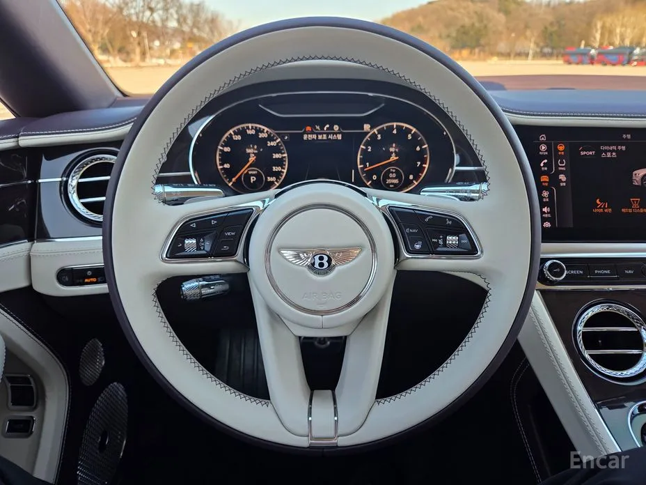 Фото 11 - Bentley Continental GT