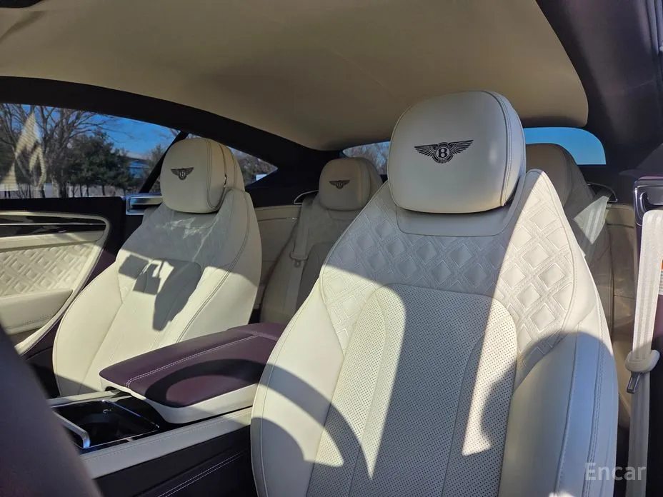 Фото 12 - Bentley Continental GT