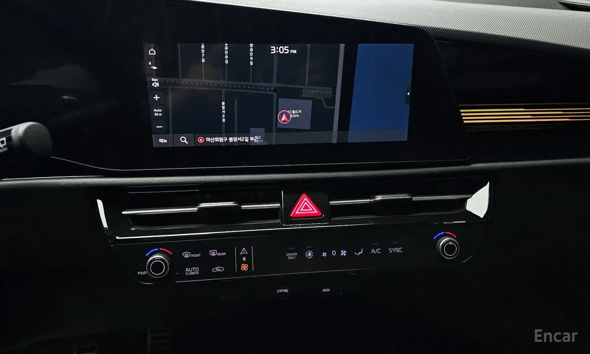 Фото 14 - Kia Niro