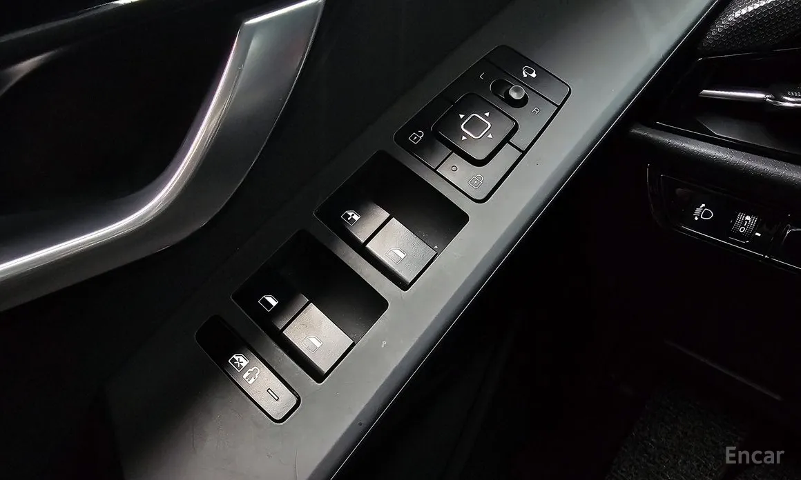 Фото 16 - Kia Niro