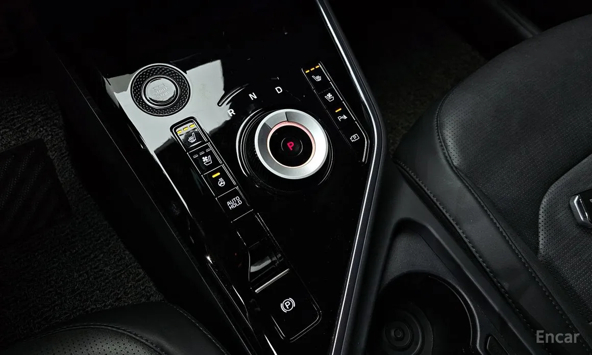 Фото 9 - Kia Niro