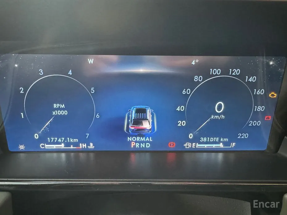 Фото 6 - Lincoln Navigator