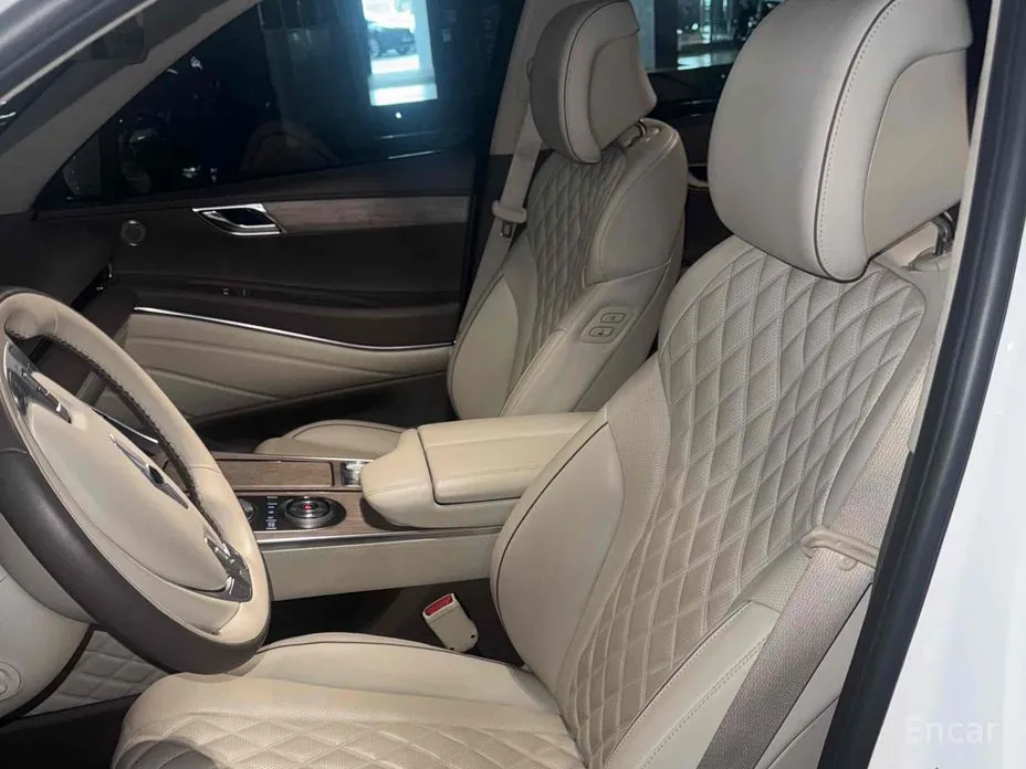 Фото 7 - Genesis GV80