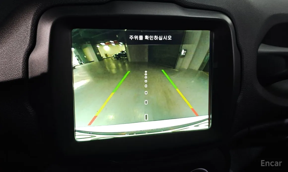 Фото 15 - Jeep Renegade