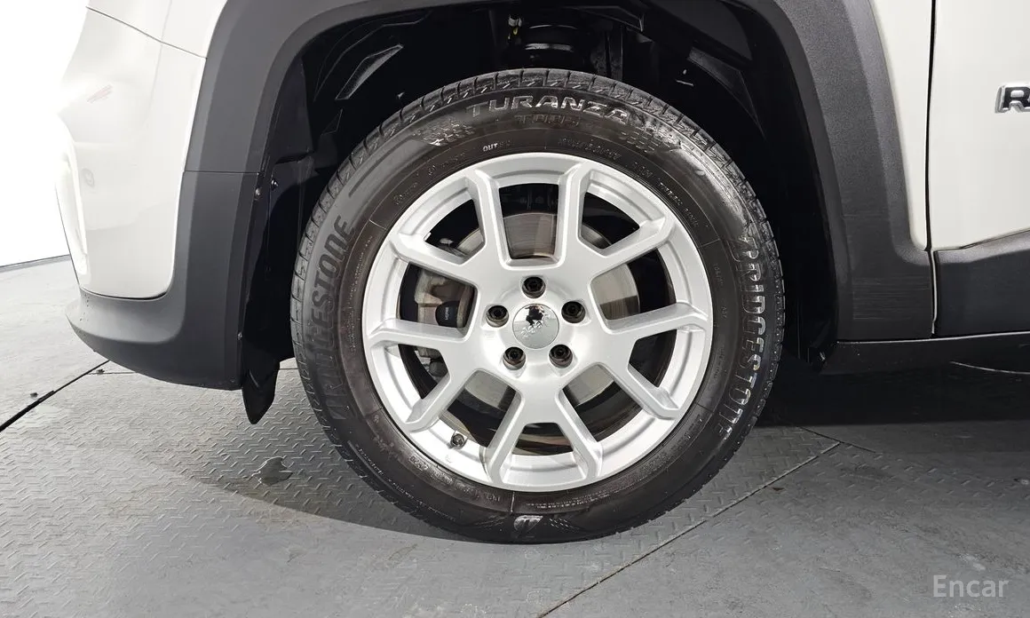 Фото 5 - Jeep Renegade