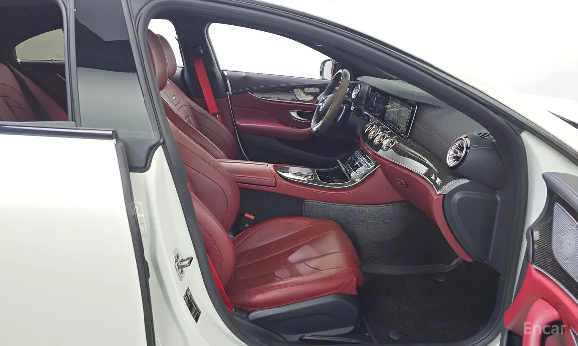 Фото 11 - Mercedes-Benz CLS-Class