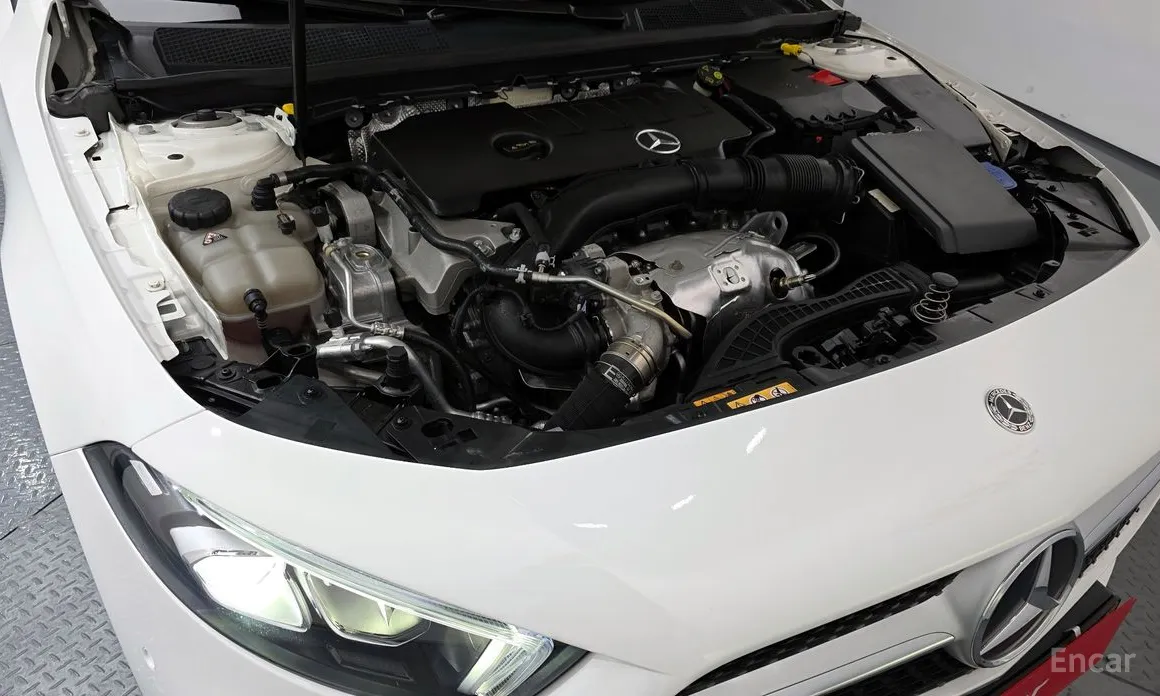 Фото 6 - Mercedes-Benz A-Class