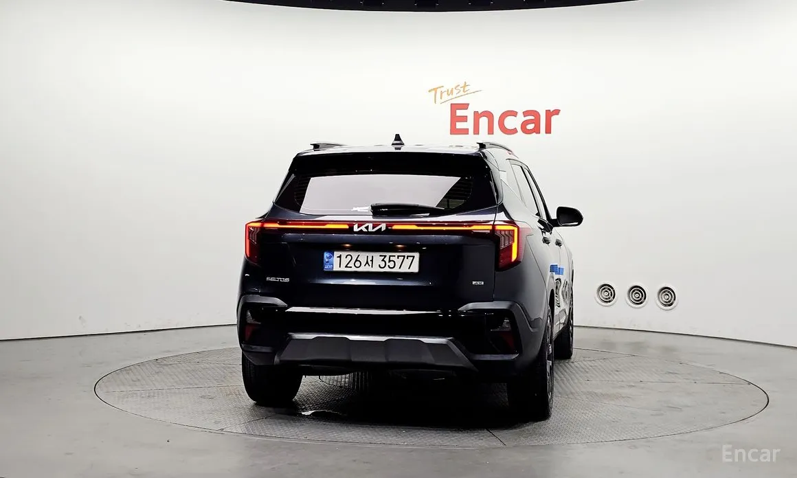 Фото 4 - Kia Seltos