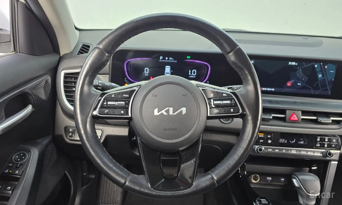 Фото 13 - Kia Seltos