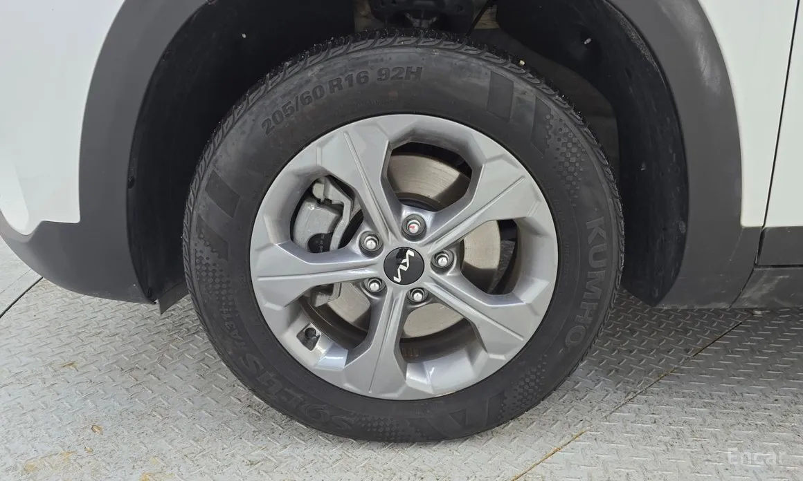 Фото 5 - Kia Seltos