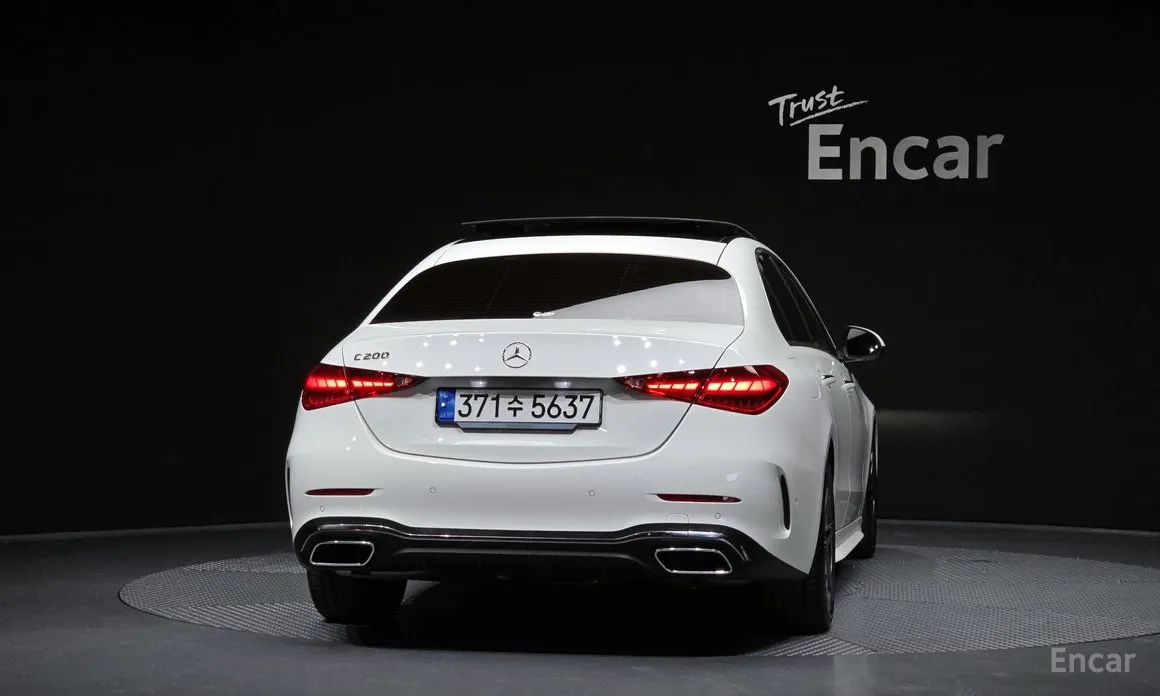 Фото 4 - Mercedes-Benz C-Class