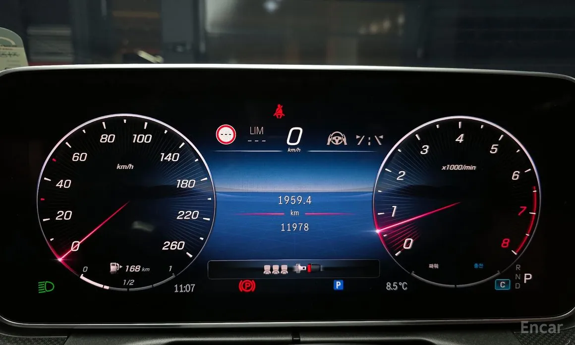 Фото 8 - Mercedes-Benz C-Class