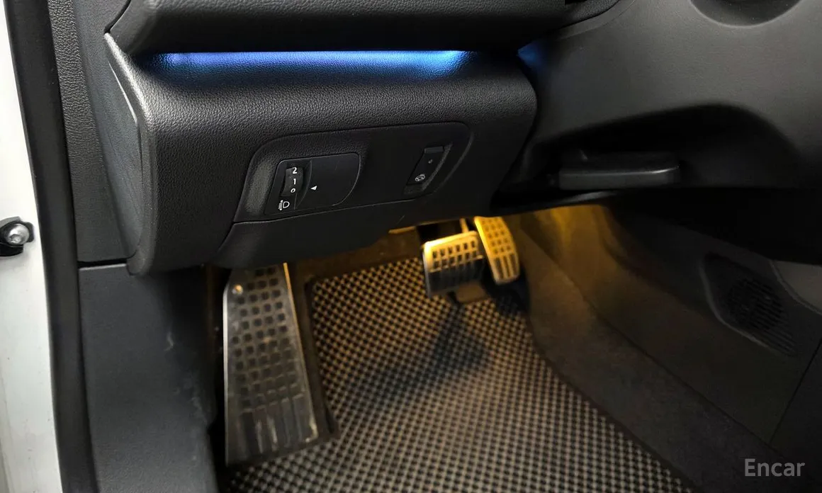 Фото 18 - Renault SM6