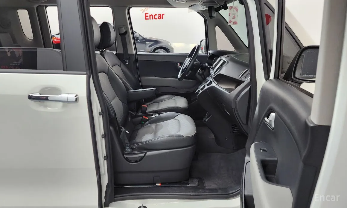 Фото 12 - Kia Ray