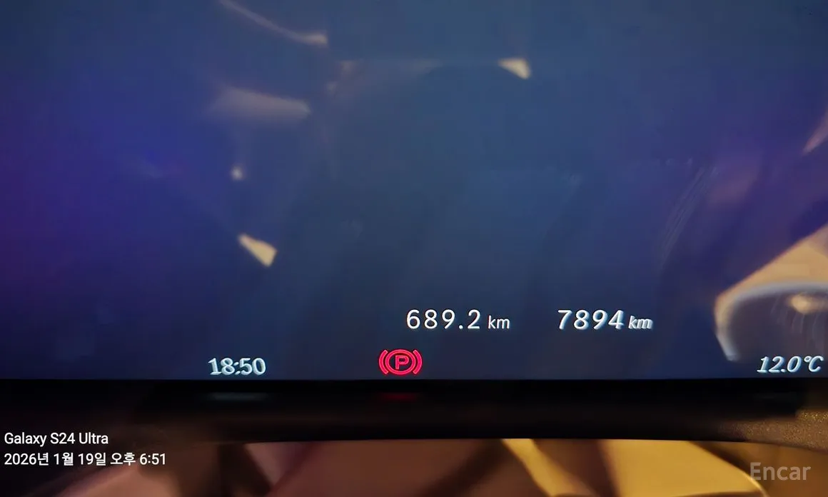 Фото 8 - Mercedes-Benz E-Class