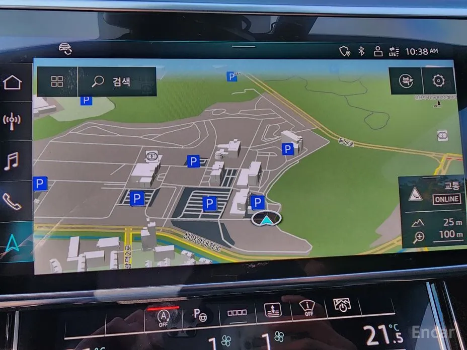 Фото 14 - Audi A8