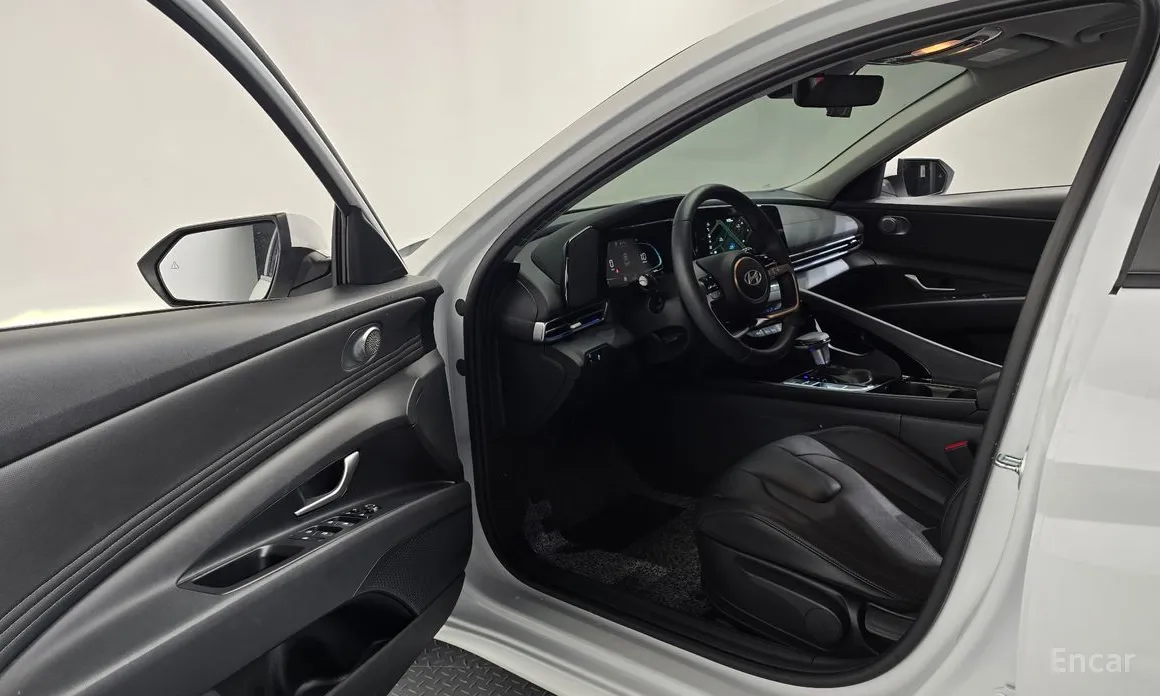 Фото 10 - Hyundai Avante