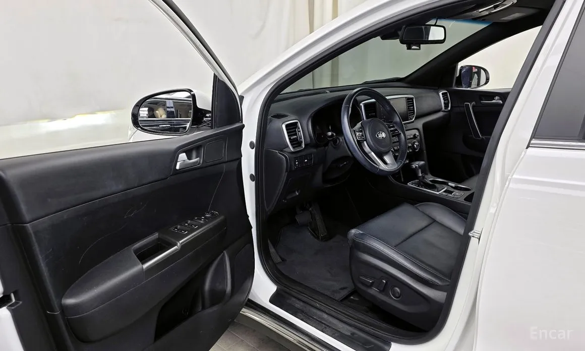 Фото 10 - Kia Sportage