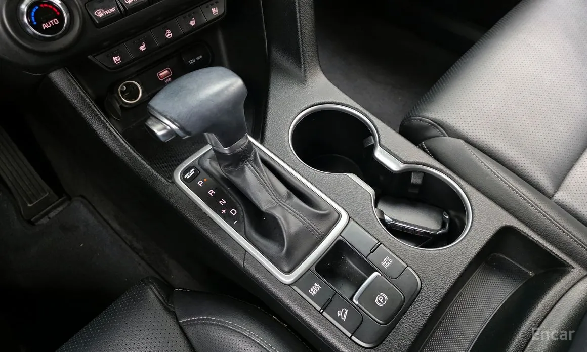 Фото 9 - Kia Sportage