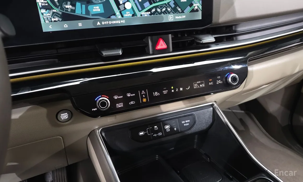 Фото 16 - Kia Carnival