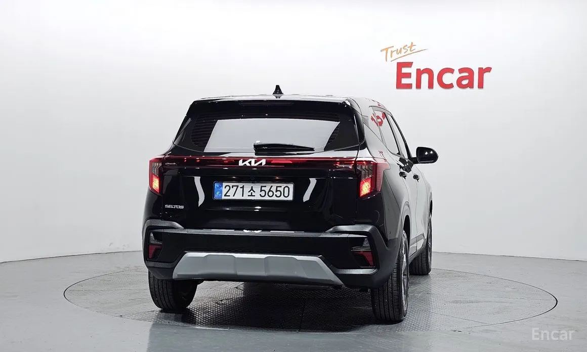 Фото 4 - Kia Seltos