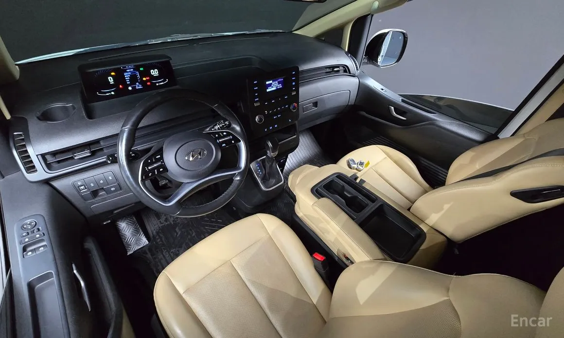 Фото 7 - Hyundai Staria