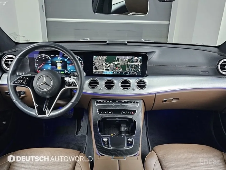 Фото 7 - Mercedes-Benz E-Class