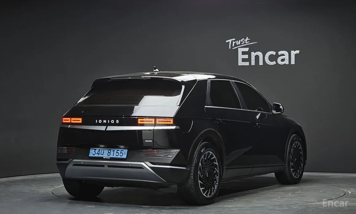 Фото 2 - Hyundai Ioniq 5