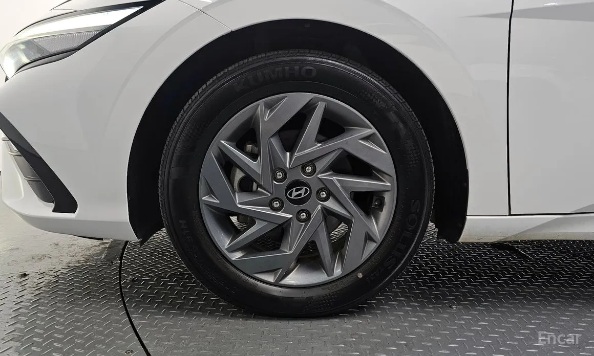 Hyundai Avante 2023 1.6