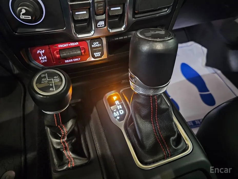 Фото 9 - Jeep Wrangler