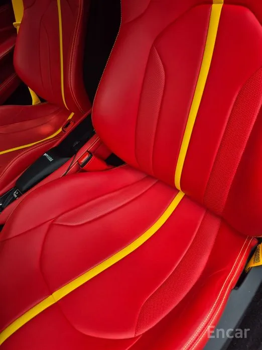 Фото 13 - Ferrari F8