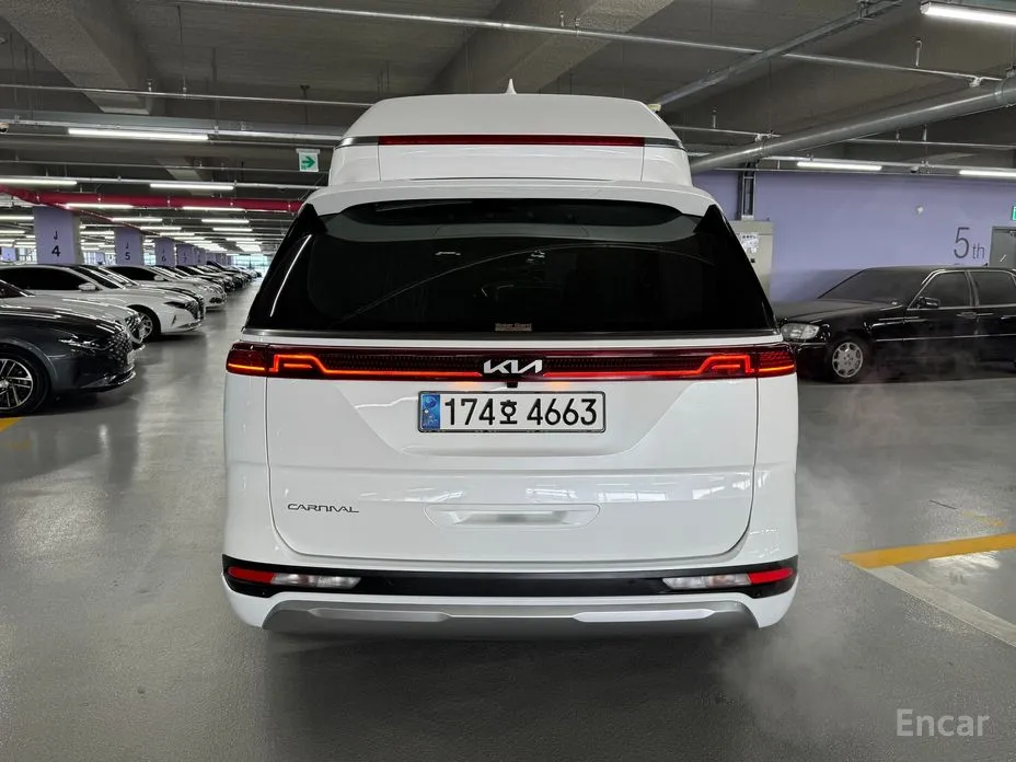 Фото 7 - Kia Carnival