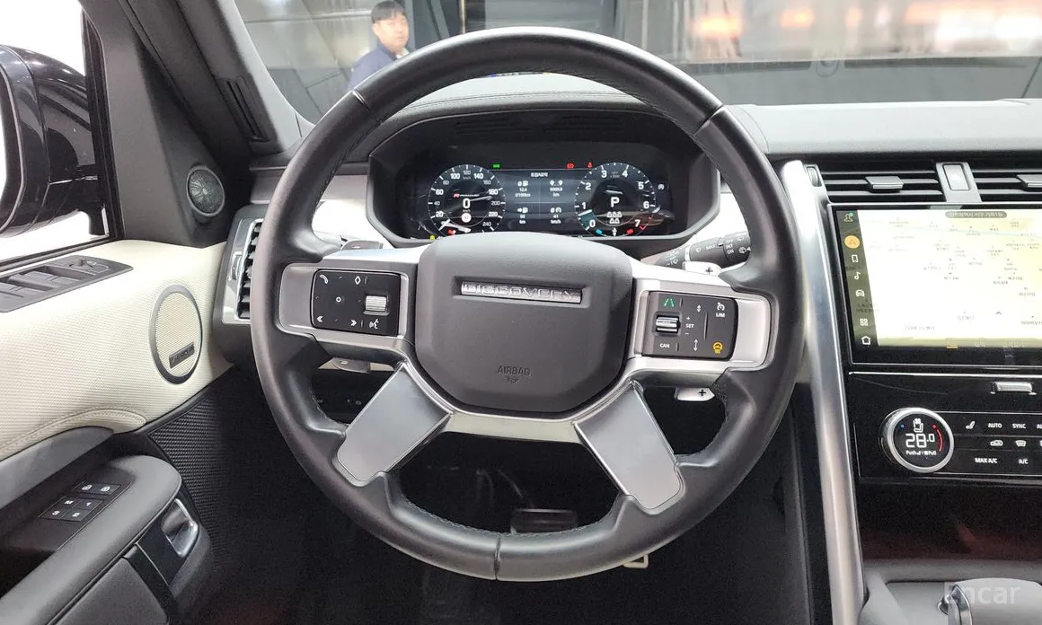 Фото 13 - Land Rover Discovery