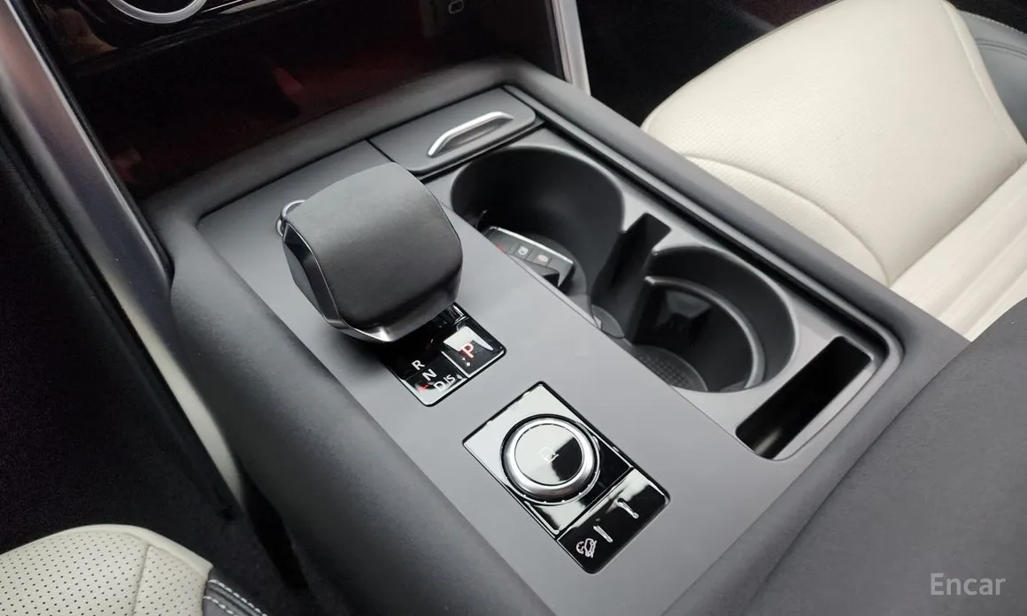 Фото 9 - Land Rover Discovery