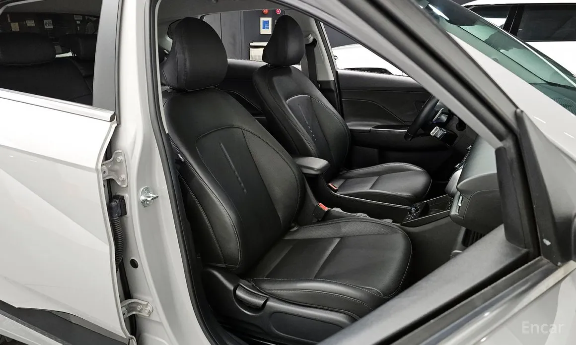 Фото 10 - Hyundai Kona